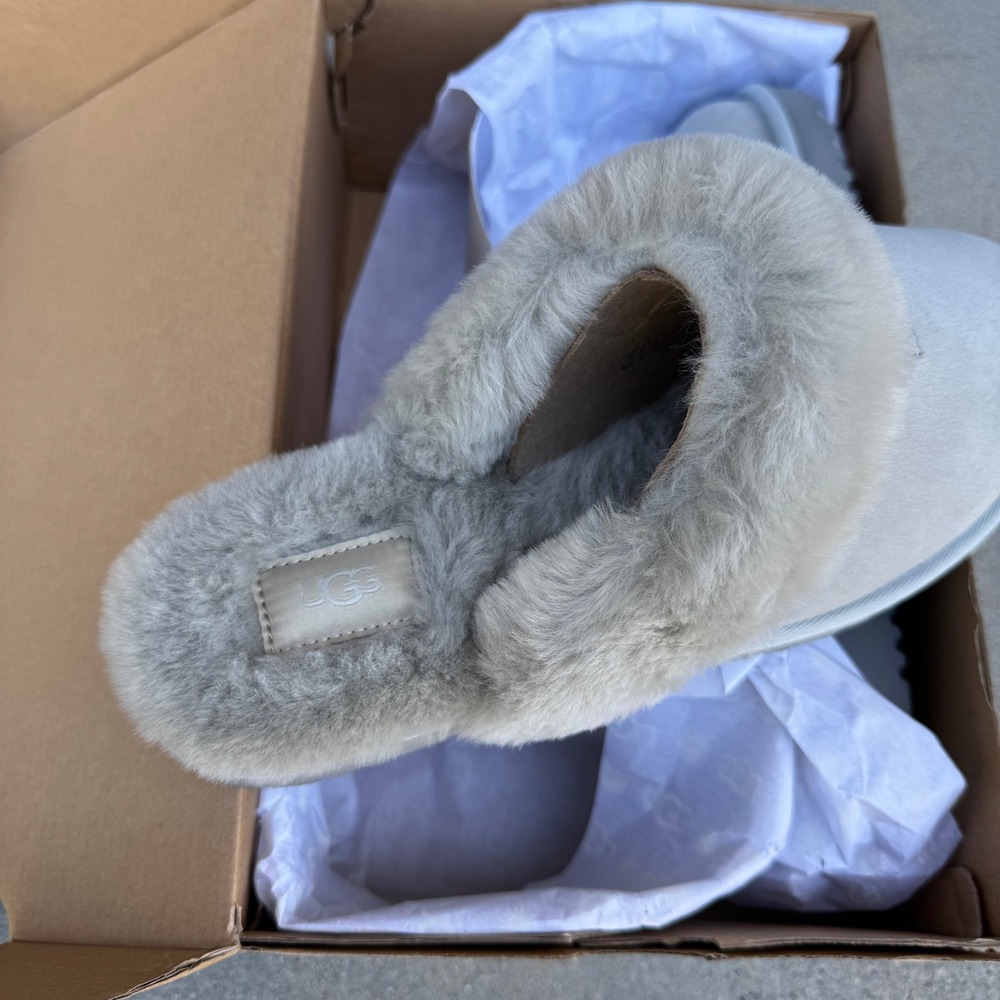 UGG Cozy Slipper Light Grey Suede Sheepskin Fur Slides 1126730 Womens 10 - Picture 3 of 6